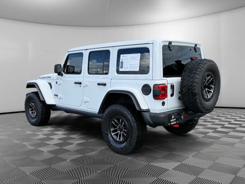 Used 2024 Jeep Wrangler Unlimited Rubicon AWD/4WD image 7