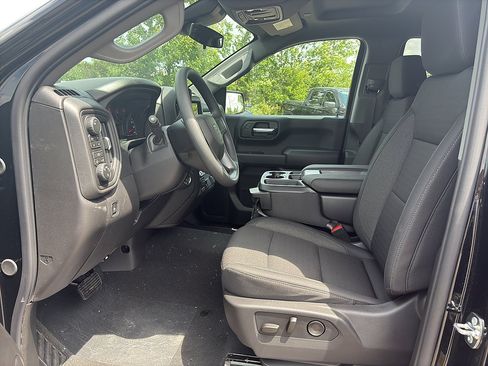 New 2026 Chevrolet Silverado 1500 Custom Trail Boss AWD/4WD image 10