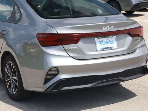 Used 2024 Kia Forte LXS FWD image 7