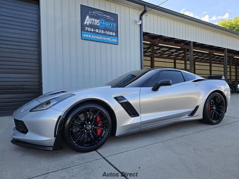 Used 2016 Chevrolet Corvette Z06 w/ Z07 Performance Package RWD image 17