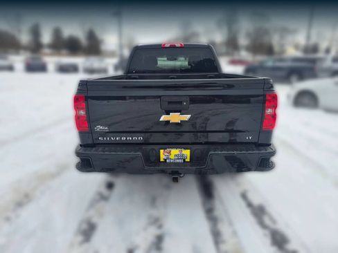 Used 2018 Chevrolet Silverado 1500 LT w/ All Star Edition image 6