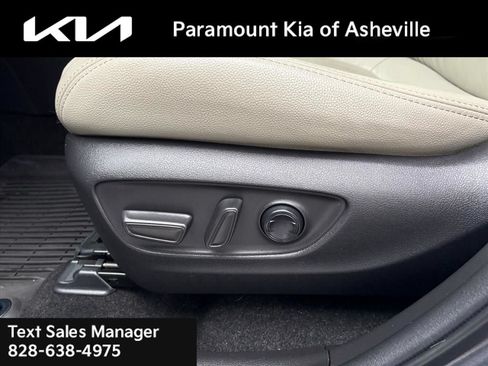 Used 2021 Toyota RAV4 XLE Premium AWD/4WD image 18