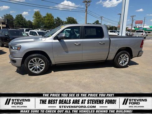 Used 2023 RAM 1500 Laramie AWD/4WD image 9