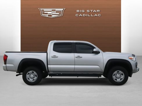 Used 2023 Toyota Tacoma SR w/ SR Convenience Package image 6