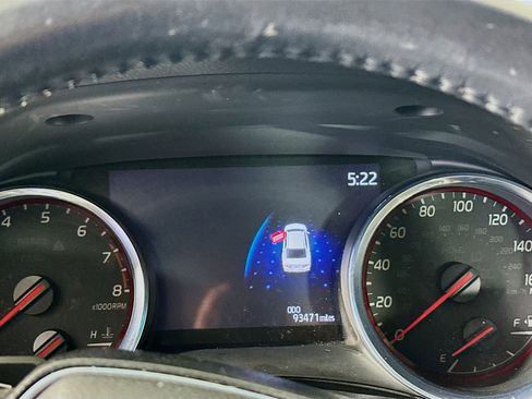 Used 2020 Toyota Camry XSE w/ Navigation Package FWD image 19