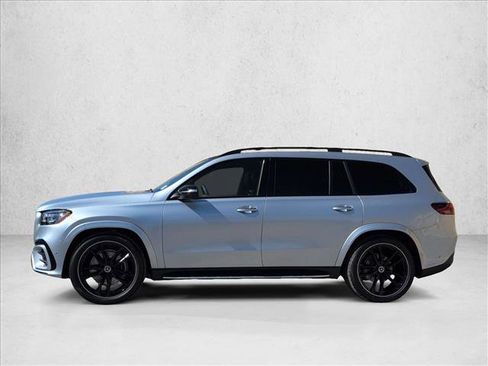 New 2026 Mercedes-Benz GLS 580 4MATIC image 5