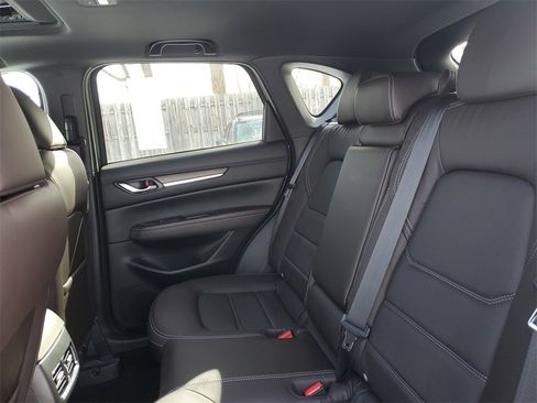 New 2025 MAZDA CX-5 Signature image 13