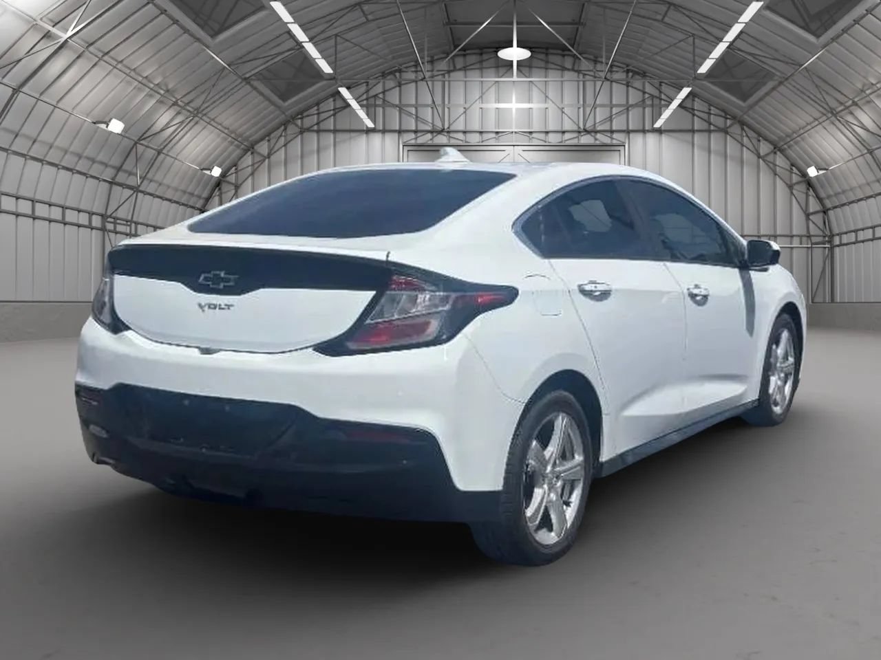 Used 2018 Chevrolet Volt LT FWD image 3