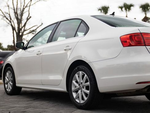 Used 2013 Volkswagen Jetta SE FWD image 8