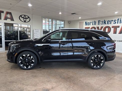 Used 2024 Kia Sorento SX FWD image 7