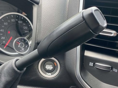 New 2026 RAM 2500 Big Horn AWD/4WD image 25