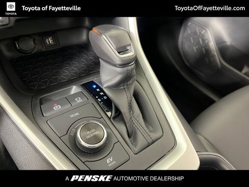Certified 2025 Toyota RAV4 XLE Premium AWD/4WD image 32