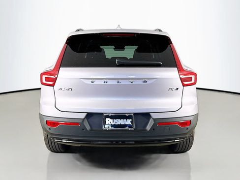 Certified 2026 Volvo XC40 B5 Ultra w/ Climate Package AWD/4WD image 6