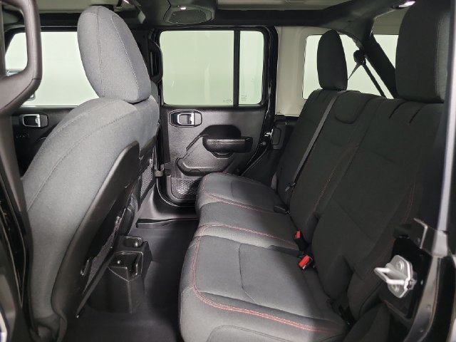 Used 2026 Jeep Wrangler Unlimited Rubicon AWD/4WD image 11