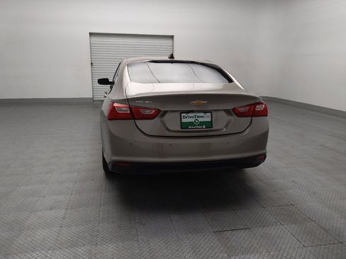 Used 2025 Chevrolet Malibu LS FWD image 6