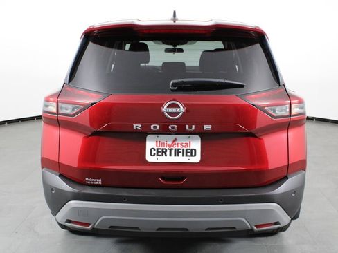 Certified 2023 Nissan Rogue S image 11