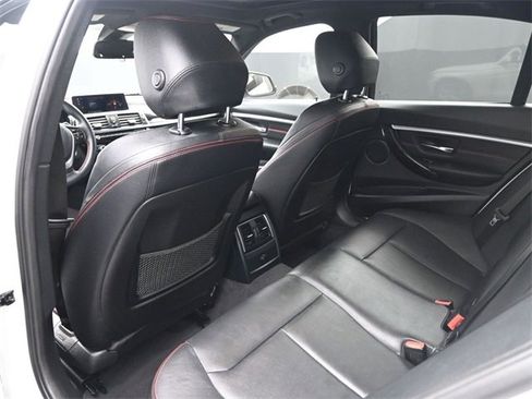 Used 2018 BMW 330i Sedan image 10