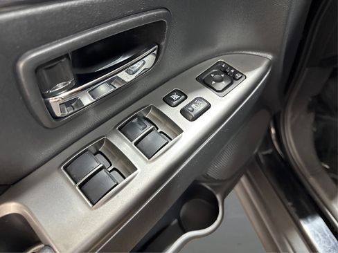 Used 2024 Mitsubishi Outlander Sport ES AWD/4WD image 26