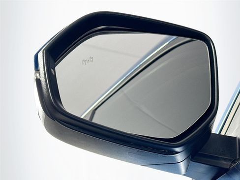 Used 2019 Volkswagen Atlas SE w/ Towing Package image 10