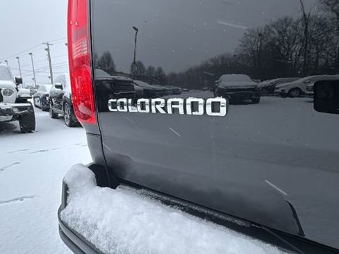 Used 2016 Chevrolet Colorado Z71 image 35