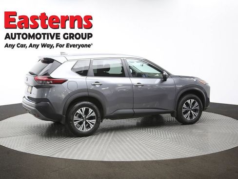 Used 2022 Nissan Rogue SV image 43