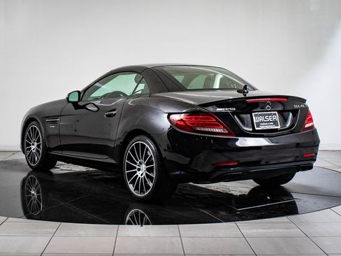Used 2017 Mercedes-Benz SLC 43 AMG image 12