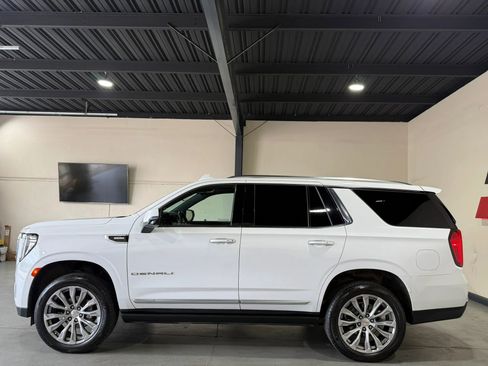 Used 2021 GMC Yukon Denali w/ Denali Ultimate Package RWD image 5