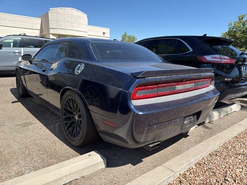 Used 2014 Dodge Challenger R/T Plus RWD image 7