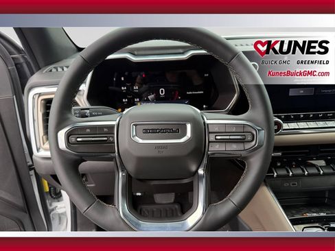 New 2026 GMC Canyon Denali AWD/4WD image 23