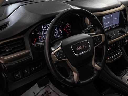 Used 2021 GMC Acadia Denali w/ Denali Ultimate Package AWD/4WD image 36
