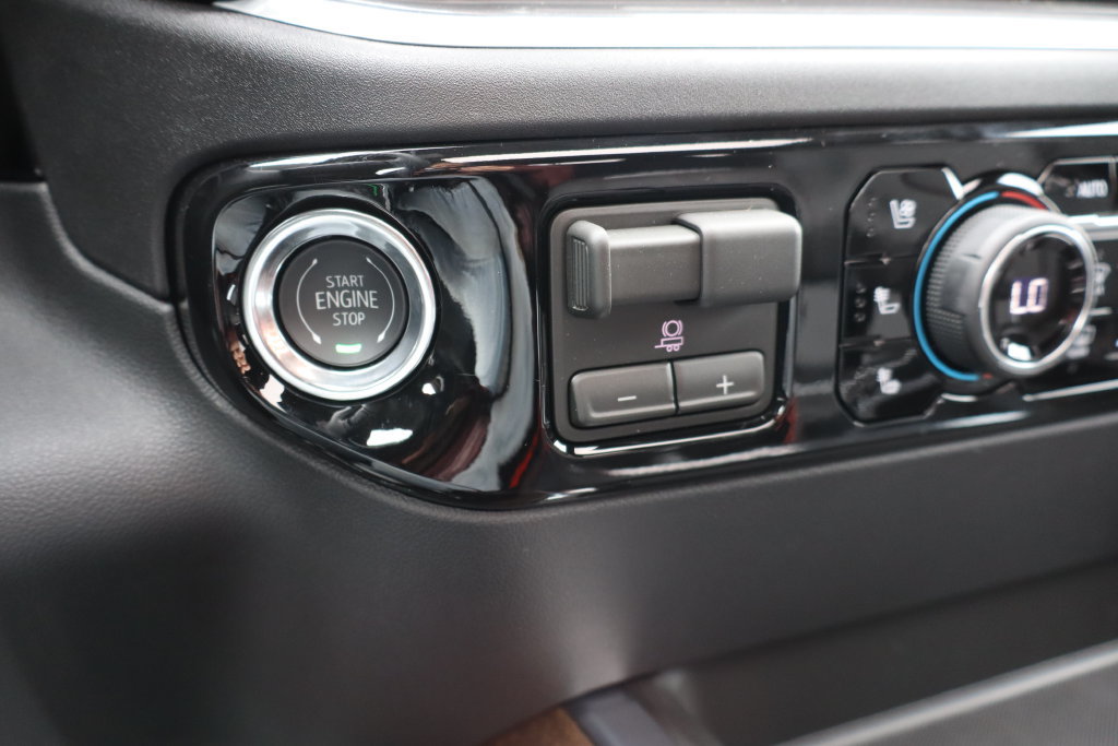 New 2026 Chevrolet Silverado 3500 High Country w/ High Country Premium Package AWD/4WD image 14