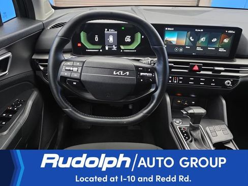 Used 2026 Kia Sportage LX FWD image 15