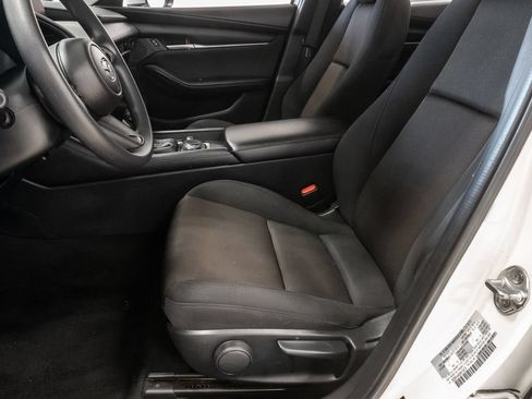 Used 2025 MAZDA MAZDA3 s FWD image 10