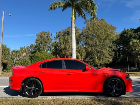 Used 2019 Dodge Charger GT image 5