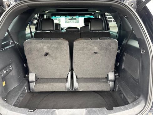 Used 2017 Ford Explorer Sport image 16