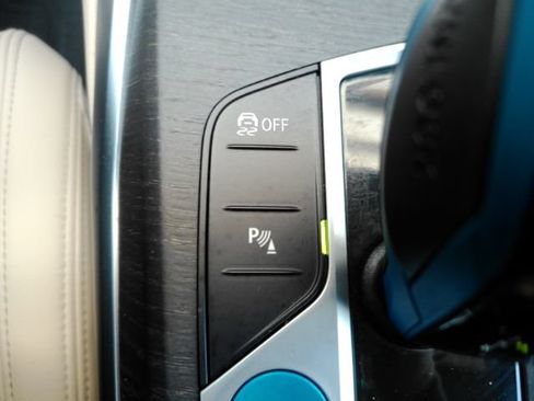 Used 2023 BMW i4 eDrive40 w/ Premium Package RWD image 49