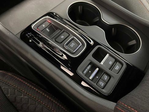 New 2025 Honda Pilot Sport image 24