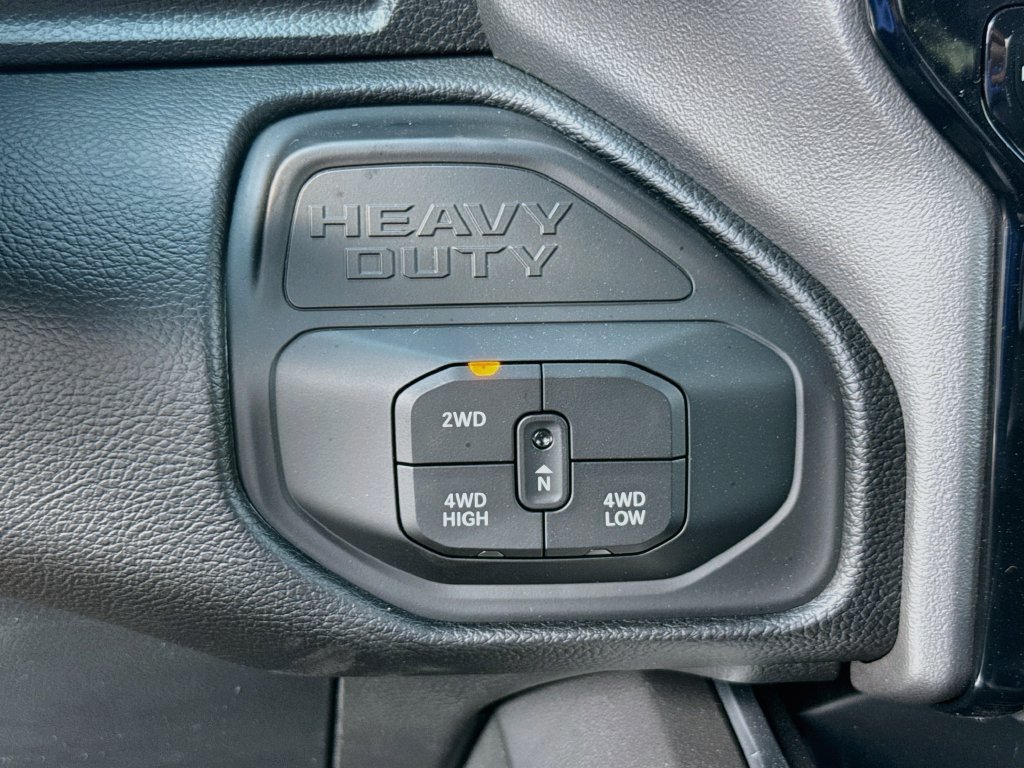 New 2027 RAM 3500 Big Horn AWD/4WD image 16