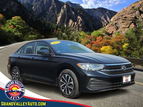 Used 2024 Volkswagen Jetta S FWD image 1