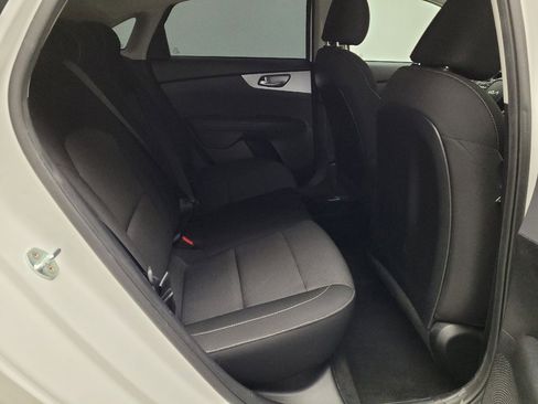 Used 2023 Kia Forte LXS w/ LXS Technology Package image 19
