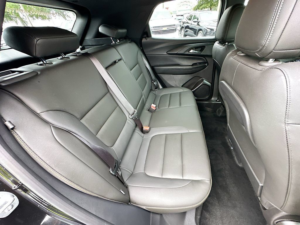 Certified 2024 Chevrolet TrailBlazer ACTIV FWD image 25