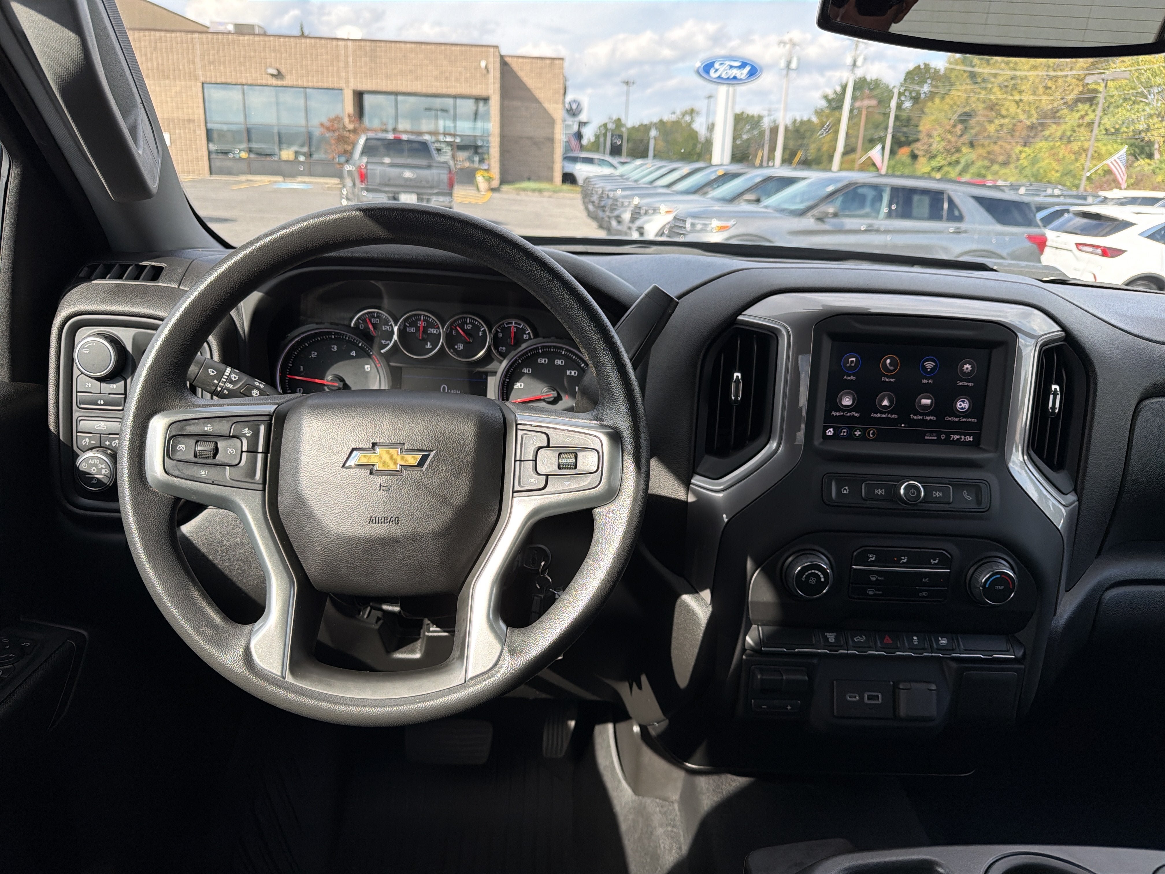 Used 2022 Chevrolet Silverado 2500 Custom w/ Custom Value Package AWD/4WD image 15
