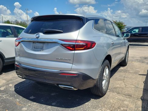Used 2018 Buick Enclave Essence FWD image 5