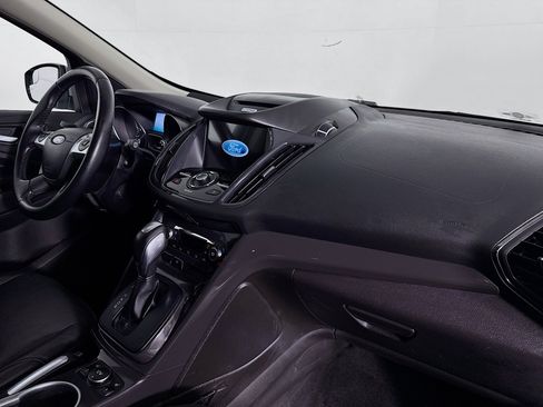 Used 2016 Ford Escape Titanium FWD image 29
