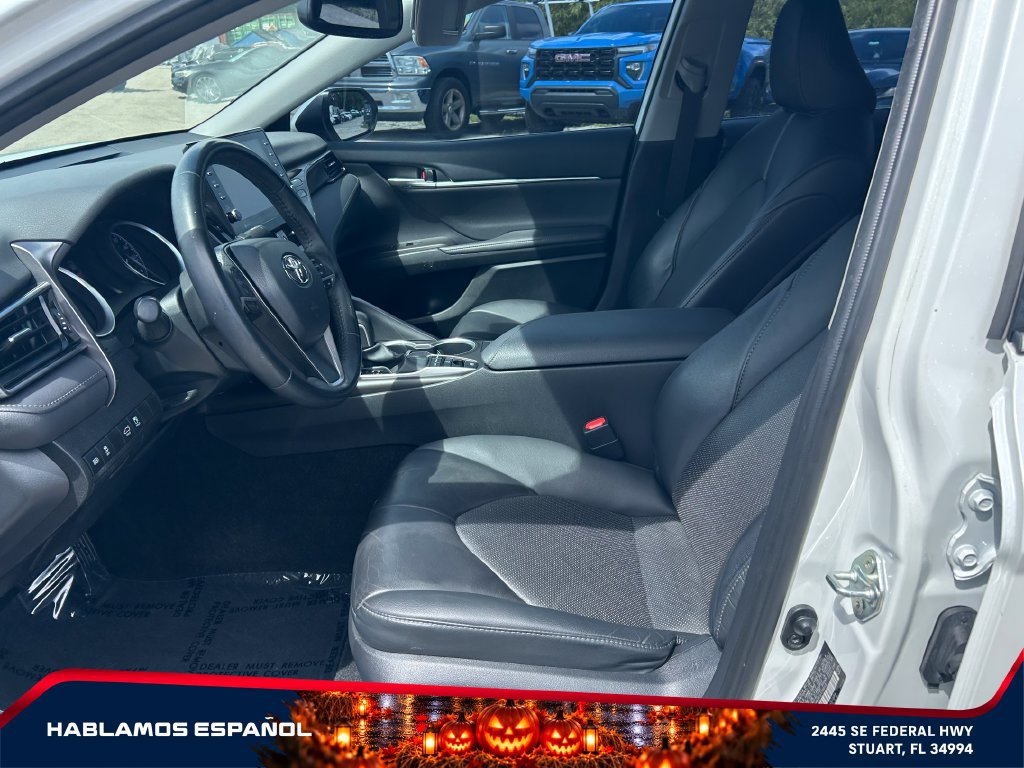 Used 2023 Toyota Camry XLE FWD image 9
