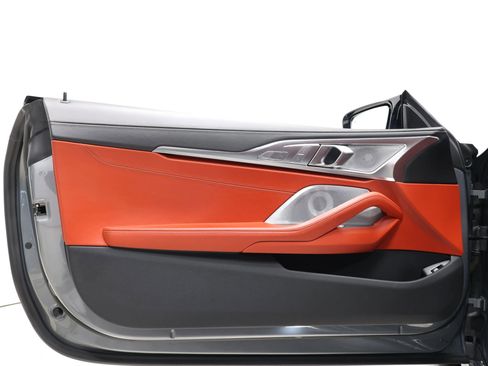 Used 2023 BMW M850i xDrive Coupe image 9