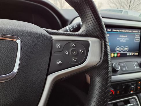 Certified 2023 GMC Acadia SLE image 21