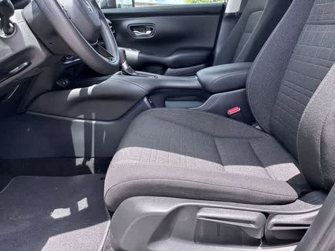 Certified 2026 Honda HR-V LX image 18