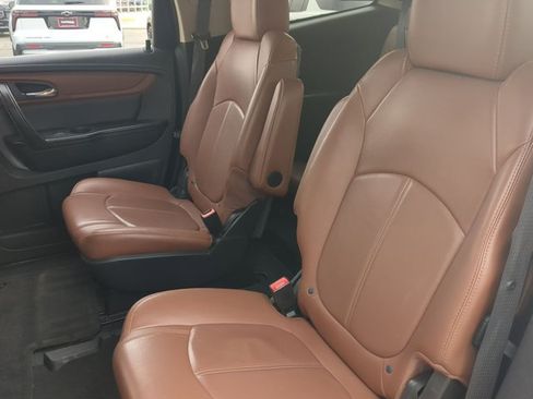 Used 2015 Chevrolet Traverse LT FWD image 19