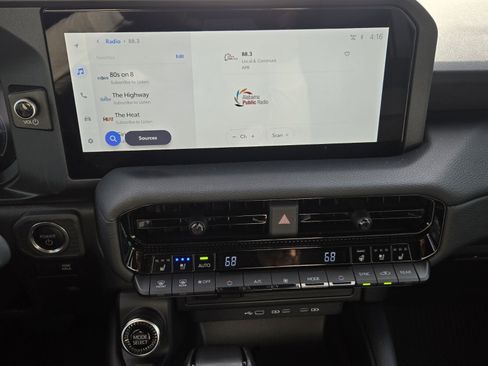 Used 2024 Toyota Land Cruiser image 17